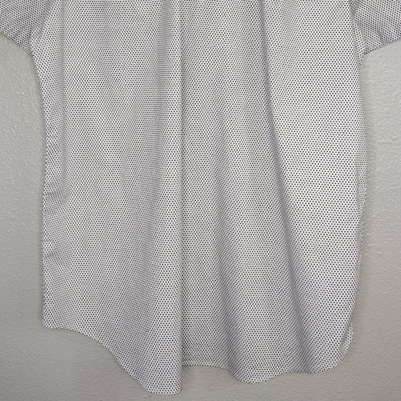 Michael Kors Men's Micro Polkadot Classic Fit Short Sleeve Button Down Shirt - Picture 6 of 13